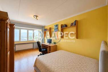 Vânzare - Apartament în Mladost-2,  Sofia