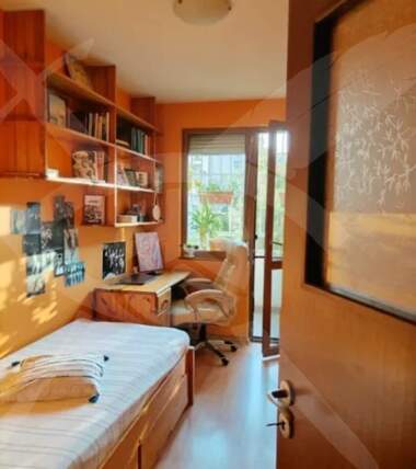 For sale - Apartment in Vazrajdane,  Burgas