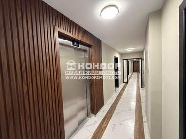 Vânzare - Apartament în Ostromila,  Plovdiv