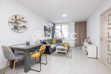 For sale - Apartment in Elektron,  Varna