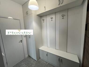 Miete - Wohnung in Mladejki halm,  Plowdiw