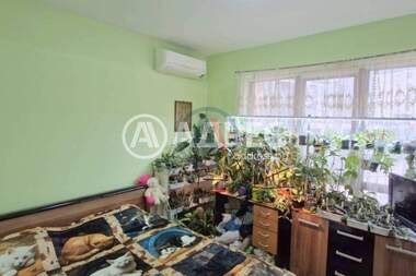 Satış - Apartman olarak Vazrajdane 3,  Varna