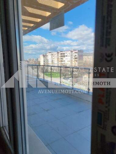 Продажба - Апартамент в Остромила,  Пловдив