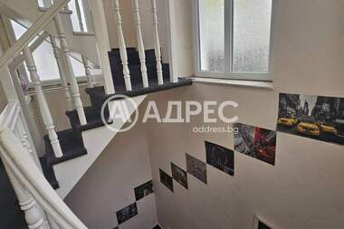 Ενοίκιο - Γραφείο σε Център,  Варна