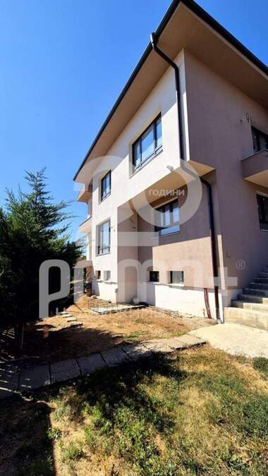 For sale - House in Ihtiman,  Sofia Oblast