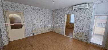 Vânzare - Apartament în Graf Ignatiev,  Iambol