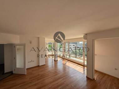 Продажба - Апартамент в Център,  Пловдив
