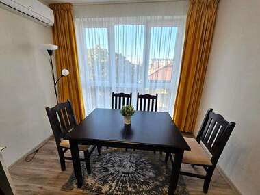 Miete - Wohnung in Mladejki halm,  Plowdiw
