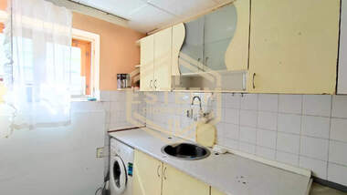 Verkauf - Etage von Haus in Drujba 2,  Ruse