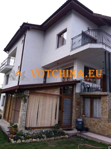 For sale - House in Borovec - Iug,  Varna