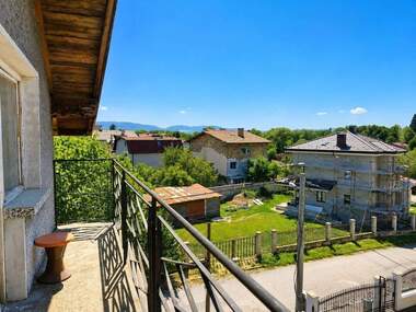 For sale - House in Voluiak,  Sofia
