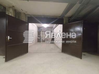 For sale - Garage in Zona B-19,  Sofia