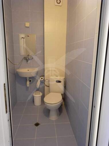 Închiriere - Apartament în Kolhozen pazar,  Varna