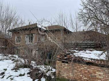 Продажба - Къща в Козловец,  Велико Търново