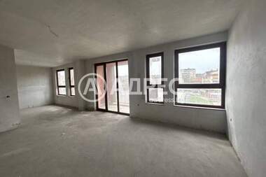 For sale - Apartment in Center,  Haskovo
