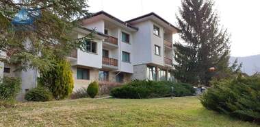 Vânzare - Hotel în Aprilți,  Lovece