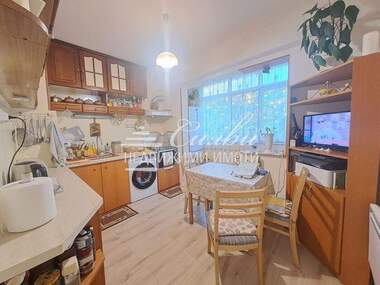 For sale - Apartment in Dobrudjanski,  Shumen