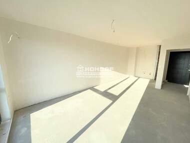Vânzare - Apartament în Hristo Smirnenski,  Plovdiv