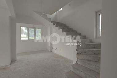 Πώληση - Σπίτι σε Траката,  Варна