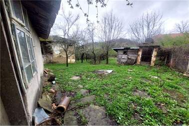 Vânzare - Casă în Aprilți,  Lovece