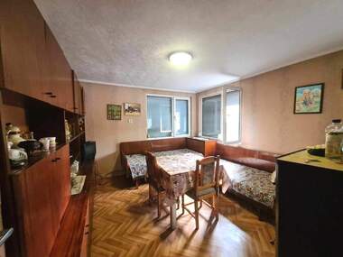 Продажба - Къща в Република,  Хасково