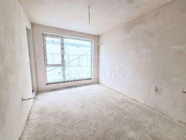 Verkauf - Wohnung in Wazrajdane 4,  Warna