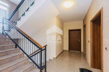 Продажба - Апартамент в Траката,  Варна