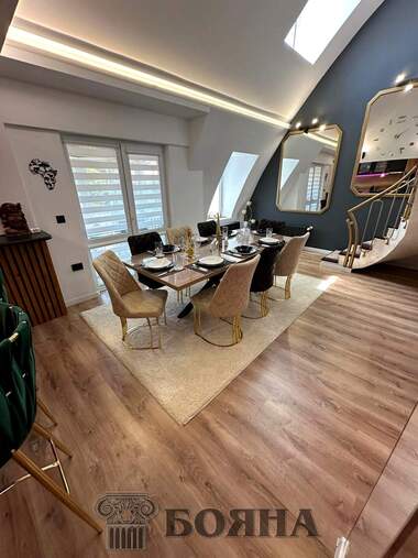 Vânzare - Apartament în Center,  Ruse
