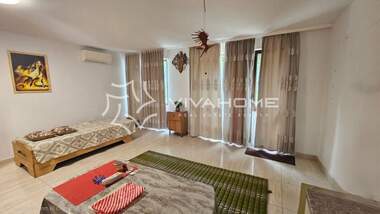 For rent - Apartment in Saints Constantine and Helena,  Varna