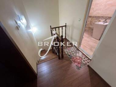 Satış - Apartman olarak Vazrojdenci,  Karcali