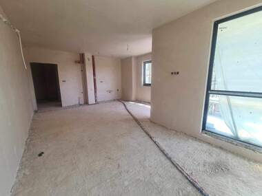 For sale - Apartment in Liuben Karavelov,  Haskovo