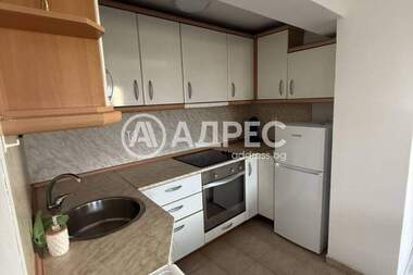 Închiriere - Apartament în Geo Milev,  Sofia