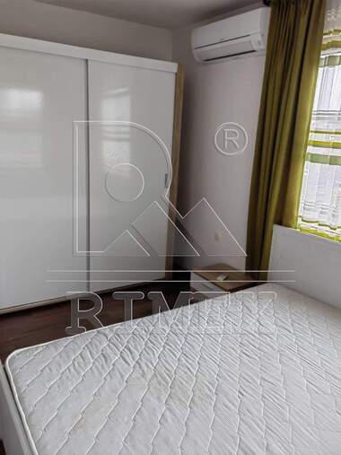 Închiriere - Apartament în Proslav,  Plovdiv