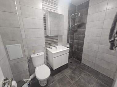 Miete - Wohnung in Mladejki halm,  Plowdiw