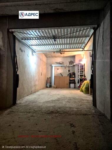 Ενοίκιο - Γκαράζ σε Широк Център,  Плевен