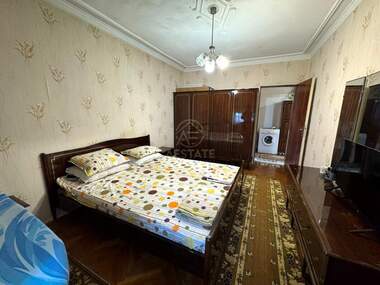 Vânzare - Apartament în Storgozia,  Pleven