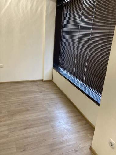 Satış - Ofis/Dükkan/Güzellik salonu/Yer/Diş ofisi olarak Karşiaka,  Plovdiv