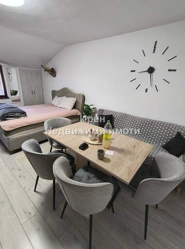 Verkauf - Wohnung in Zentar,  Iambol