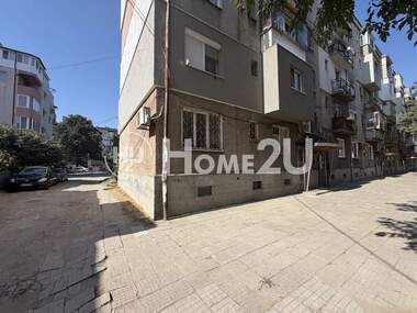Продажба - Апартамент във Въстанически,  Пловдив