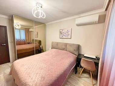 Închiriere - Apartament în Țentăr,  Burgas