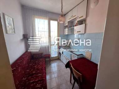 For sale - Apartment in Center,  Iambol