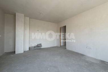 Продажа - Квартира в Левски,  Варна
