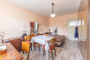 Vânzare - Apartament în Mladost 1,  Varna