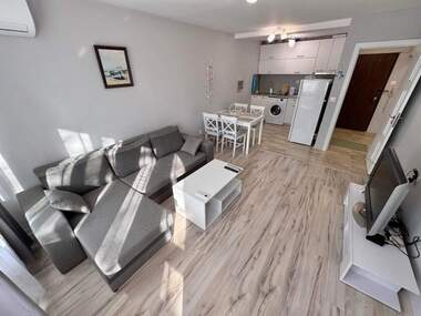 Închiriere - Apartament în Lazur,  Burgas