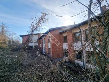 For sale - Hotel in Voneshta Voda,  Veliko Tyrnovo