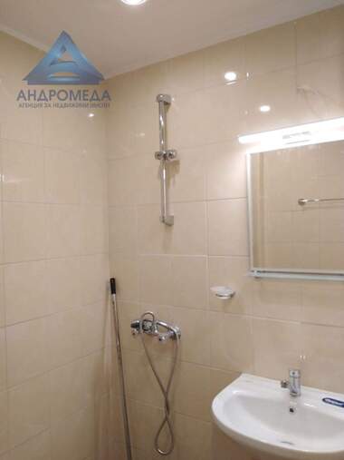 Închiriere - Apartament în Ideal City Center,  Pleven