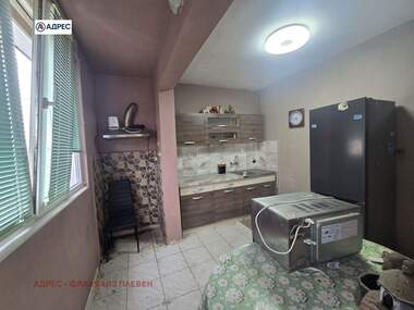 Verkauf - Wohnung in Storgozia,  Plewen