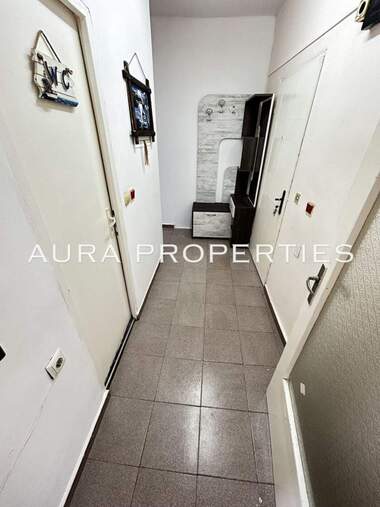 For sale - Apartment in Orel,  Razgrad