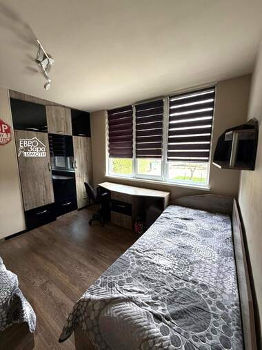 Închiriere - Apartament în Tri ceuceura-iug,  Stara Zagora
