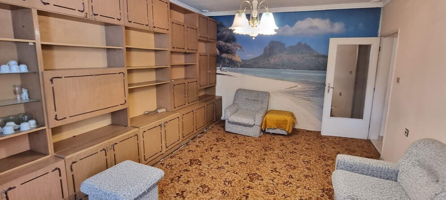 Тристаен Апартамент в Център, Разград – снимка 5